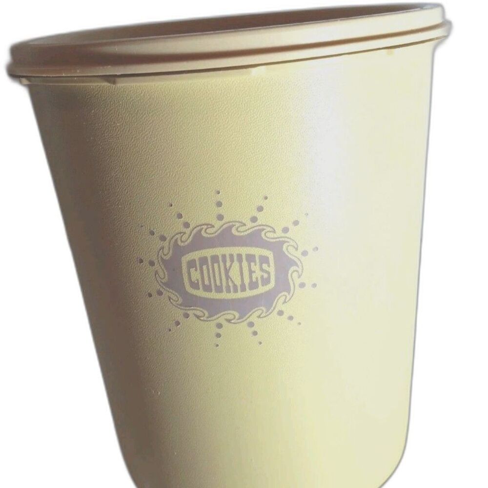 Vtg TUPPERWARE COOKIES Canister Servalier Sunburst Lid Yellow Harvest Gold 1970s